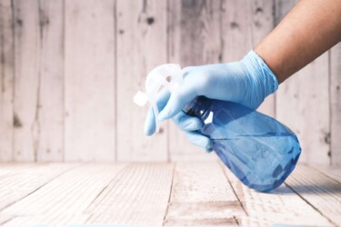アメリカ・ニューヨーク生活で常備しておきたい掃除用洗剤と道具～ズボラな人でも続けられる清掃方法